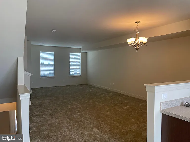 1434 Carrick Ct — Photo 10