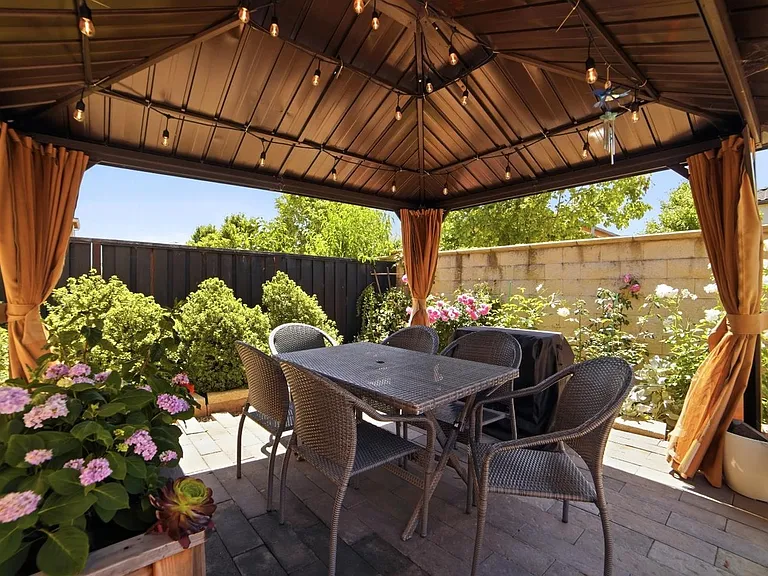 5305 Kirby Pl — Photo 2