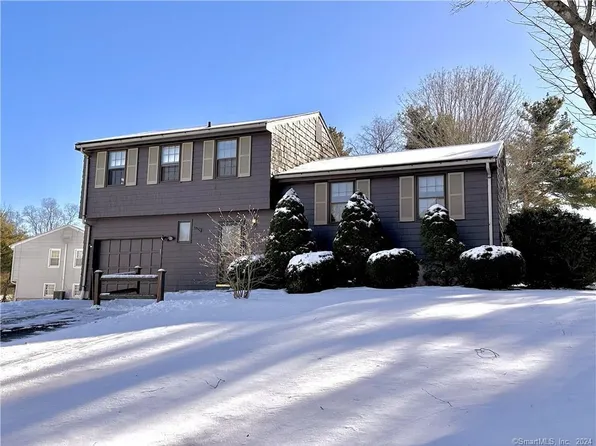 7 Blue Bird Road, Middletown, CT 06457