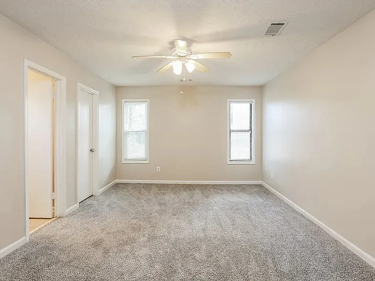 3111 Palomino Dr SW — Photo 8
