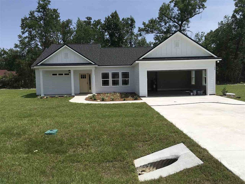 1st image of 25 Parkside Cir