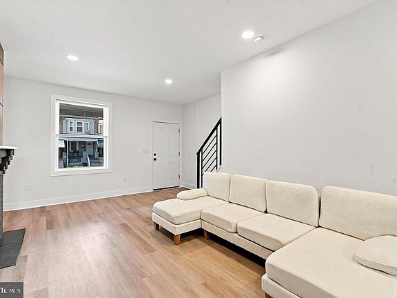 4th image of 5051 Brown St