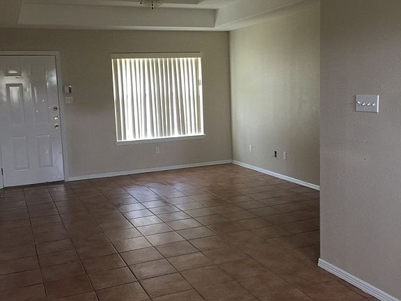 4th image of 1305 S Palm Dr APT 4