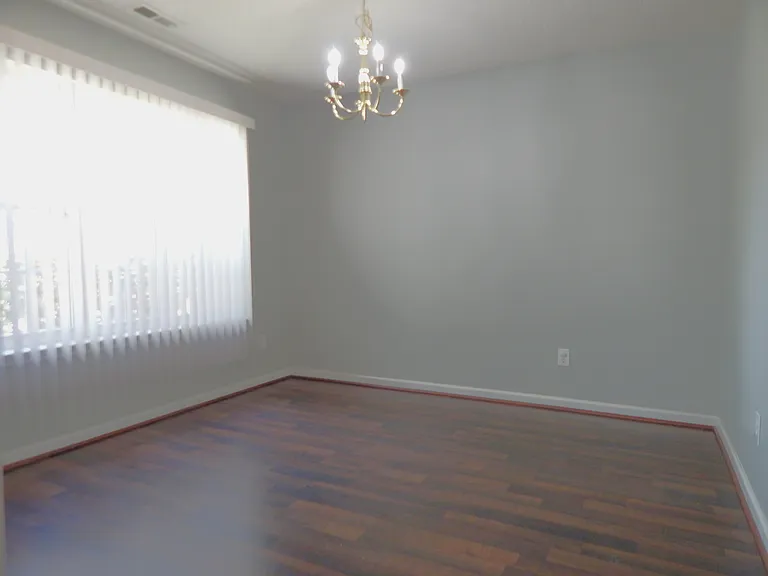 Formal dinning room