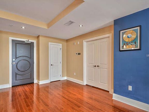 2nd image of 1238 E Kennedy Blvd Unit 903