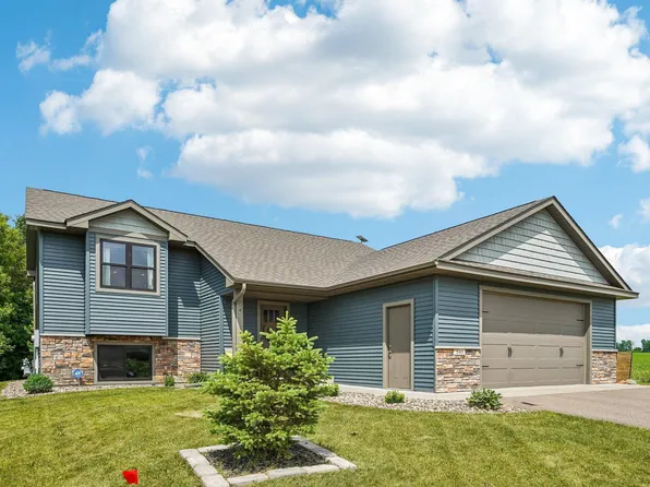 541 Prairie Rd, New Richmond, WI 54017
