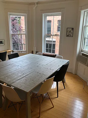Rented by New York Manhattan Real Estate Incorporated | media 23