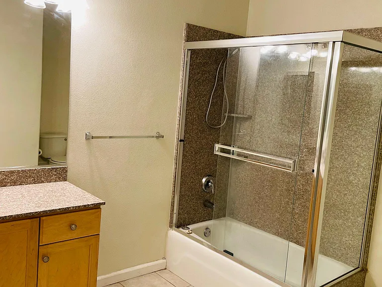88 N Jackson Ave #415 — Photo 13