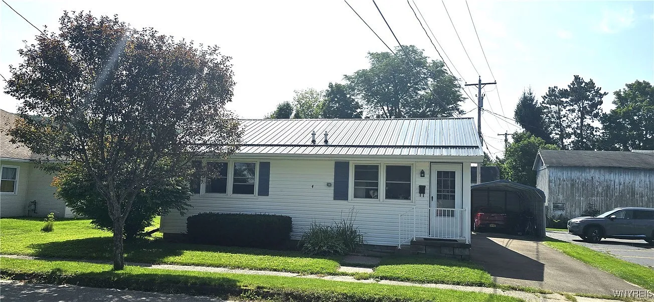 4 Medbury Ave photo 1