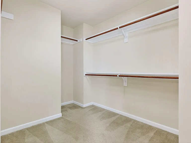 125 Begen St — Photo 33