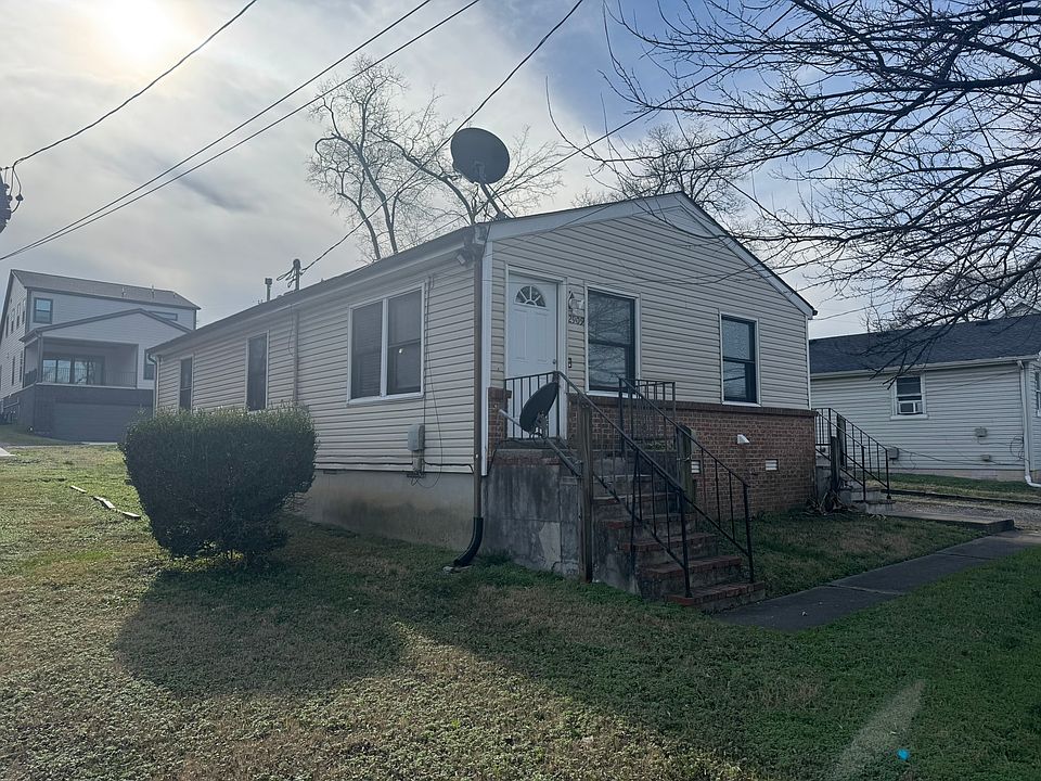 1st image of 2909 Clifton Ave