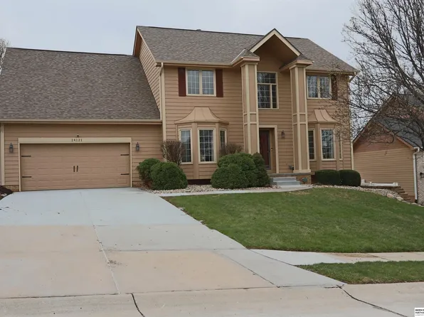 14121 Jaynes St, Omaha, NE 68164