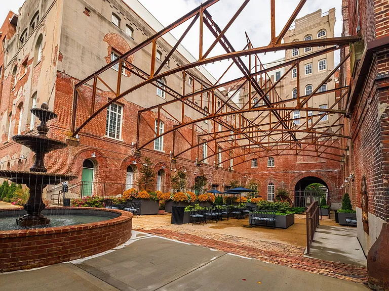 The Tennessee Brewery Apartments — Photo 21