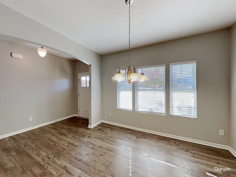 266 Whispering Hills Dr — Photo 11