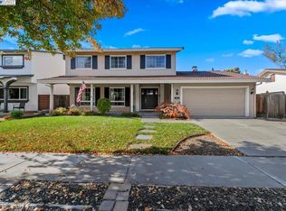 1996 Harvest Rd, Pleasanton, CA 94566