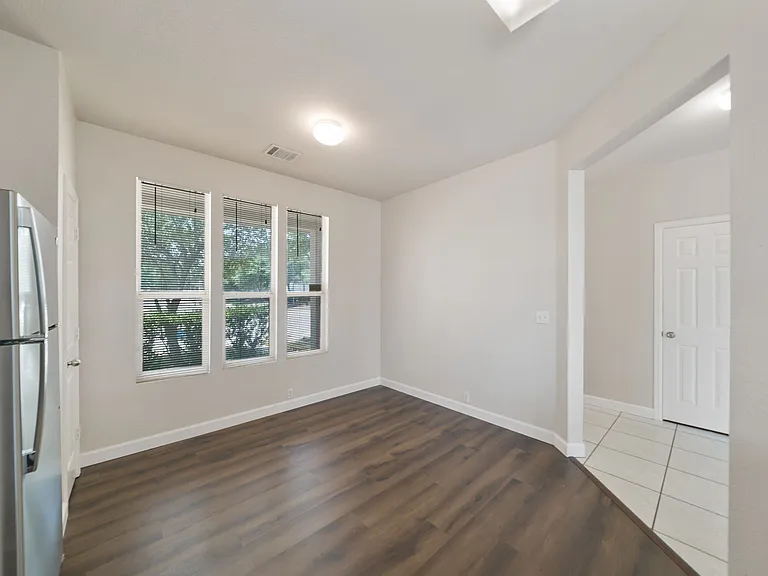 3706 Browning Blf — Photo 18