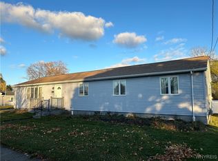 203 Hyland Rd, Depew, NY 14043