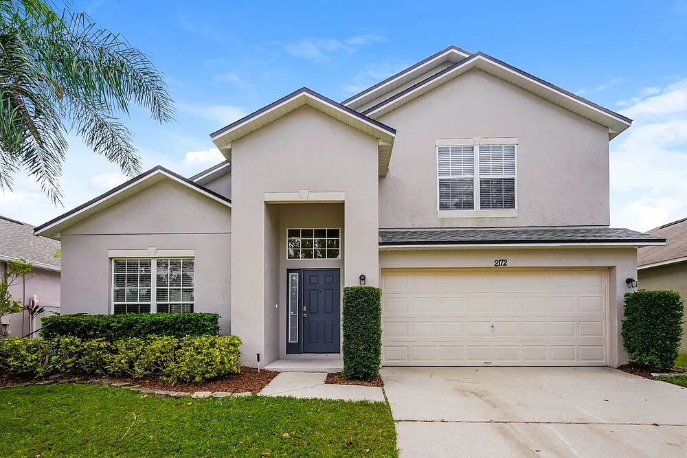 4 bed, 2.5 bath, 2287 sqft, $2,900 — Photo 1