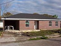 1st image of 182 Garnet St