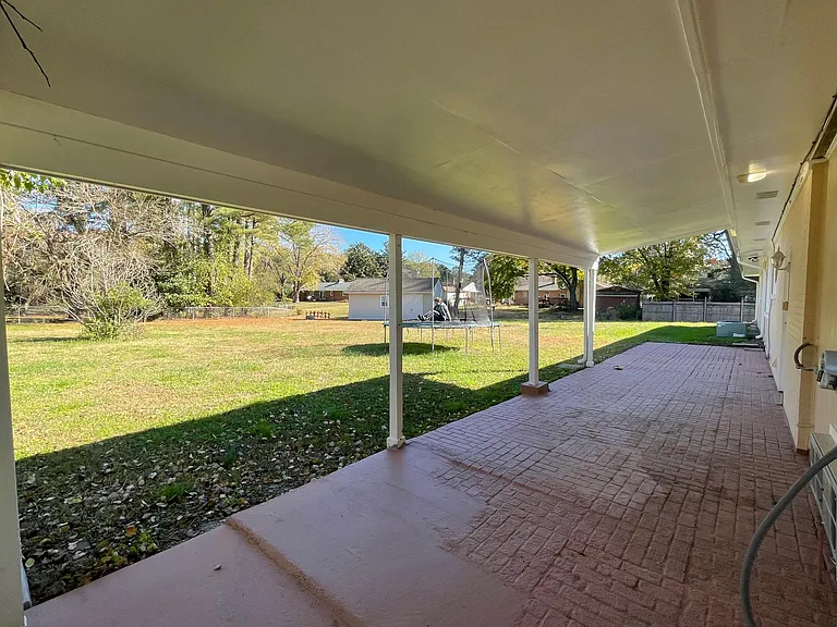 102 Caran Rd — Photo 42