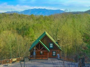 707 Ridgewood Way, Sevierville, TN 37863