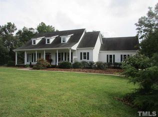 592 Newton Pleasant Loop Rd, Hurdle Mills, NC 27541