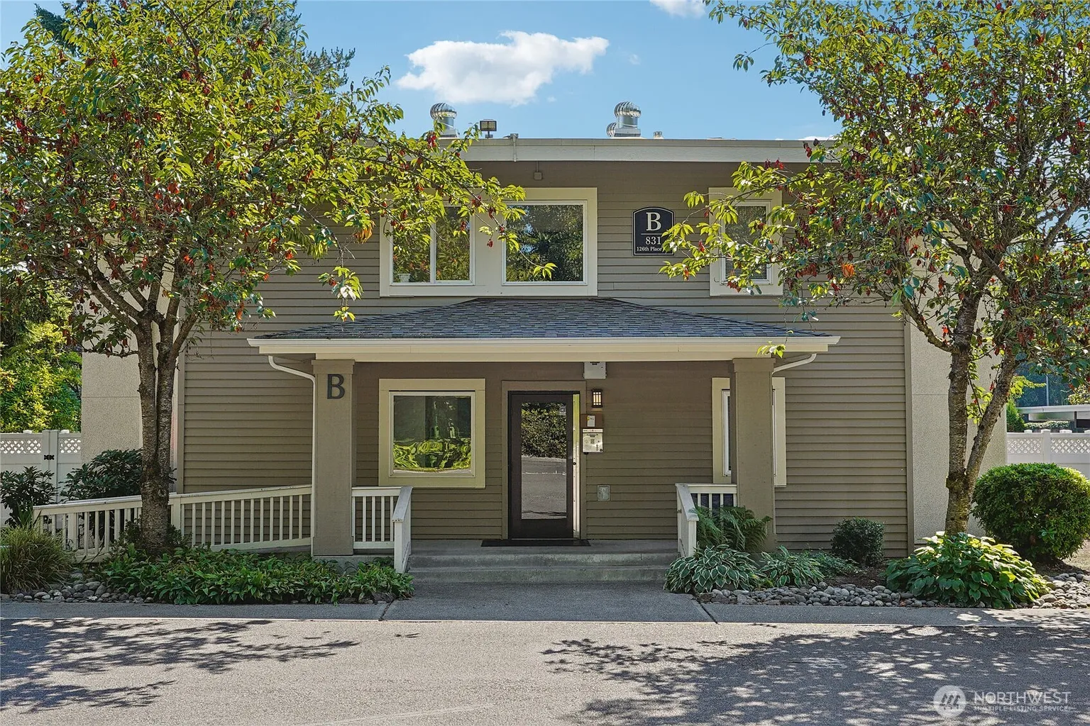 831 126th Place NE #B204 photo 1