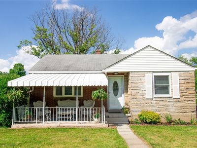 8300 Remington Dr, Pittsburgh, PA, 15237