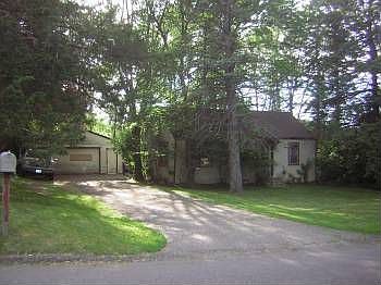 4th image of 3791 Auger Ave