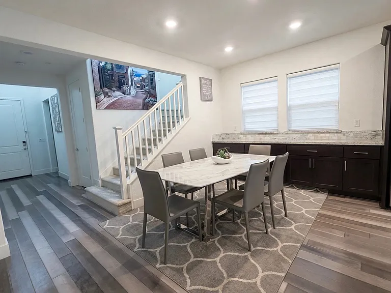 321 Paradiso Ct — Photo 3