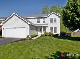 2374 N Tedy Ln, Round Lake Beach, IL