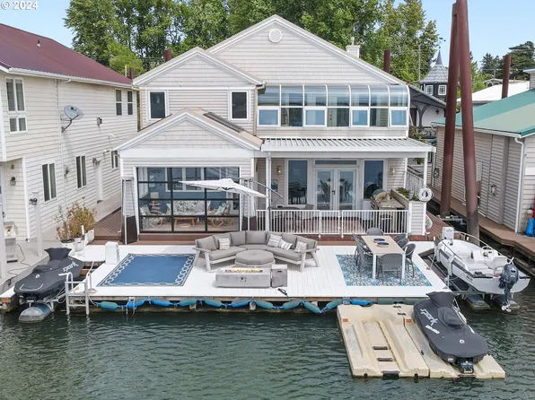 2630 N Hayden Island Dr Slip 5, Portland, OR 97217