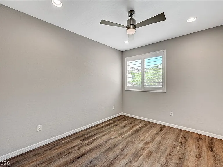 3741 Glasstop Dr — Photo 43