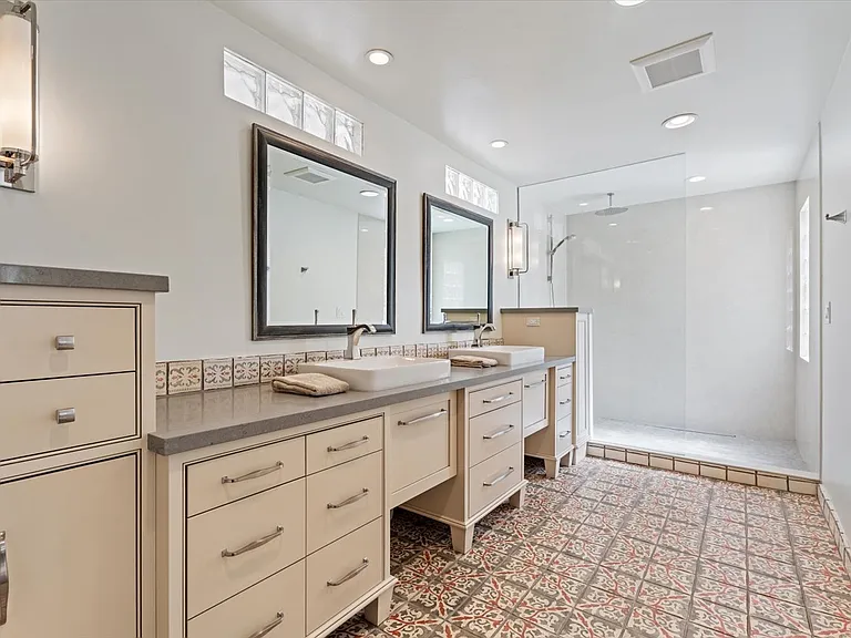 6717 E Solano Dr — Photo 34