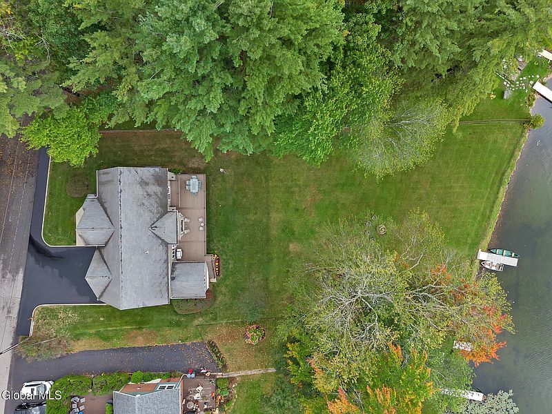 4th image of 9 Reardon Rd Extension
