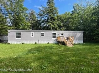 25 Oak Way, Stephentown, NY 12169