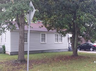 122 Meadowdale Dr, Warner Robins, GA 31088