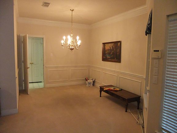 5th image of 52 Parkway Pl