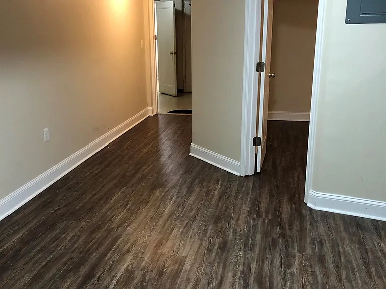 6821 Red Top Rd Apartments, LLC — Photo 7