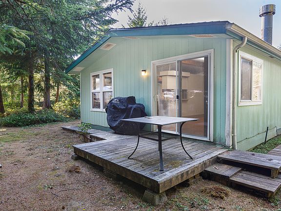 5th image of 12715 SE Elderberry Dr