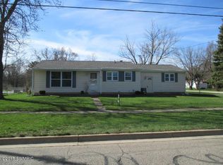 937 Upton Ave, Springfield, MI 49037