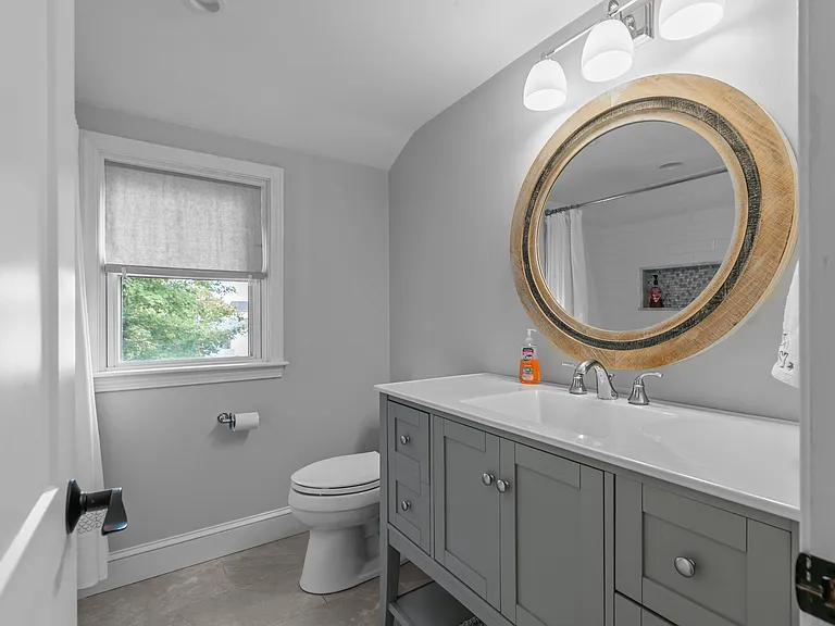 18 Sylvan Ter — Photo 33