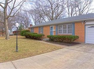 10213 W 53rd Ter, Merriam, KS 66203