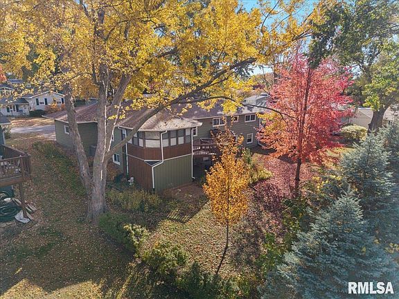 5th image of 2620 Harmony Dr