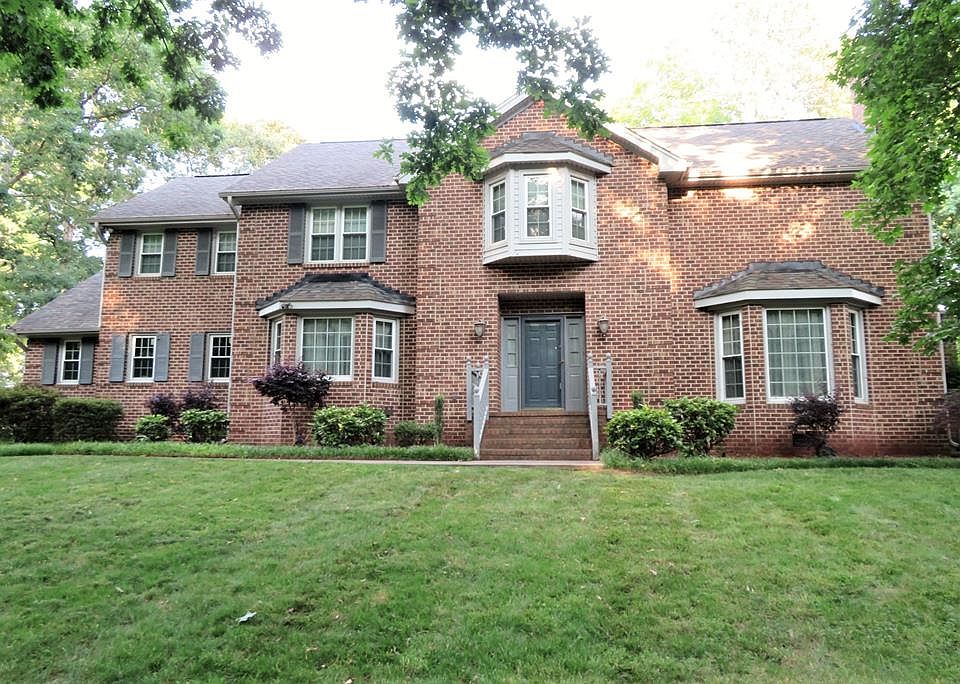 1st image of 508 Arbutus Dr