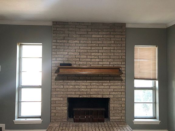 3rd image of 3006 Glen Ct