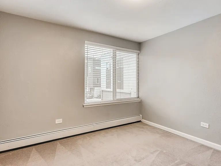 1280 Wolff St #6 — Photo 7