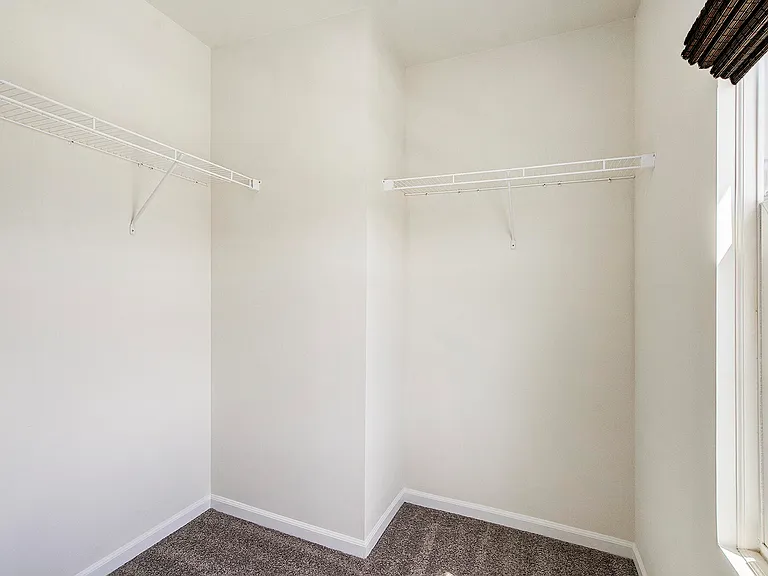 2895 Dillon Dr — Photo 31