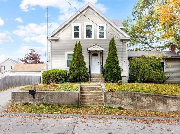 52 Curtis Ave, Attleboro, MA 02703