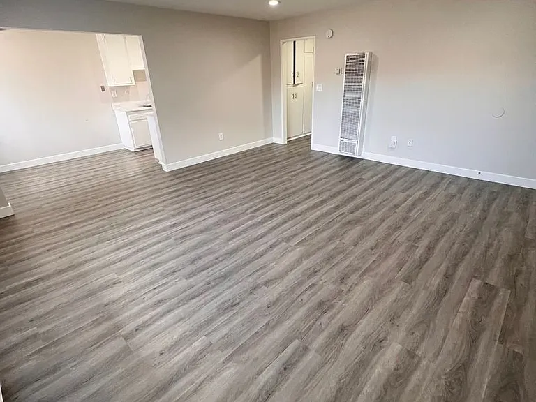 3115 Quartz Ln — Photo 1